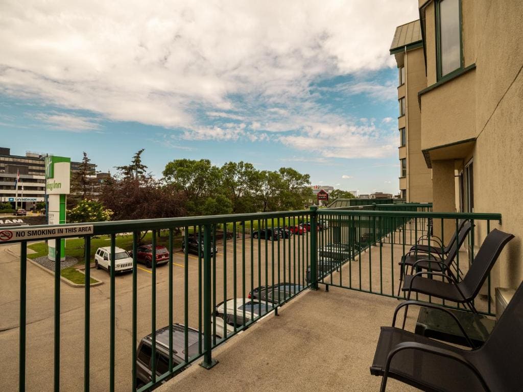 Holiday Inn Conference Centre Edmonton South by IHG - View 7