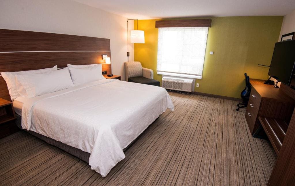 Holiday Inn Express Hotel & Suites-Hinton by IHG - View 2