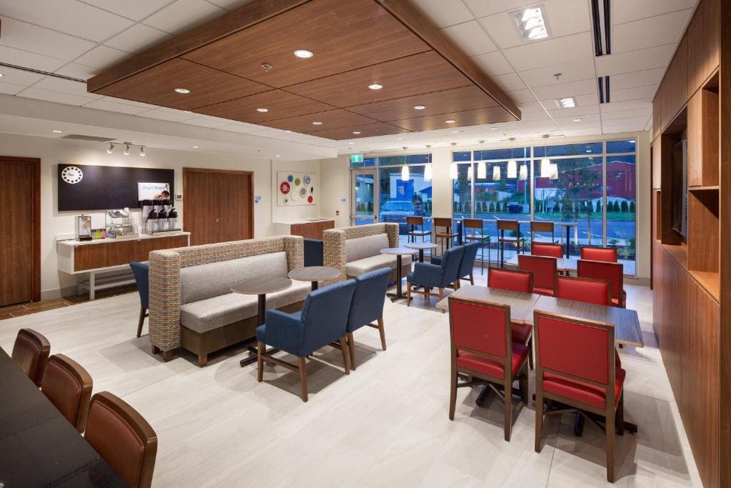 Holiday Inn Express & Suites Terrace by IHG - View 3