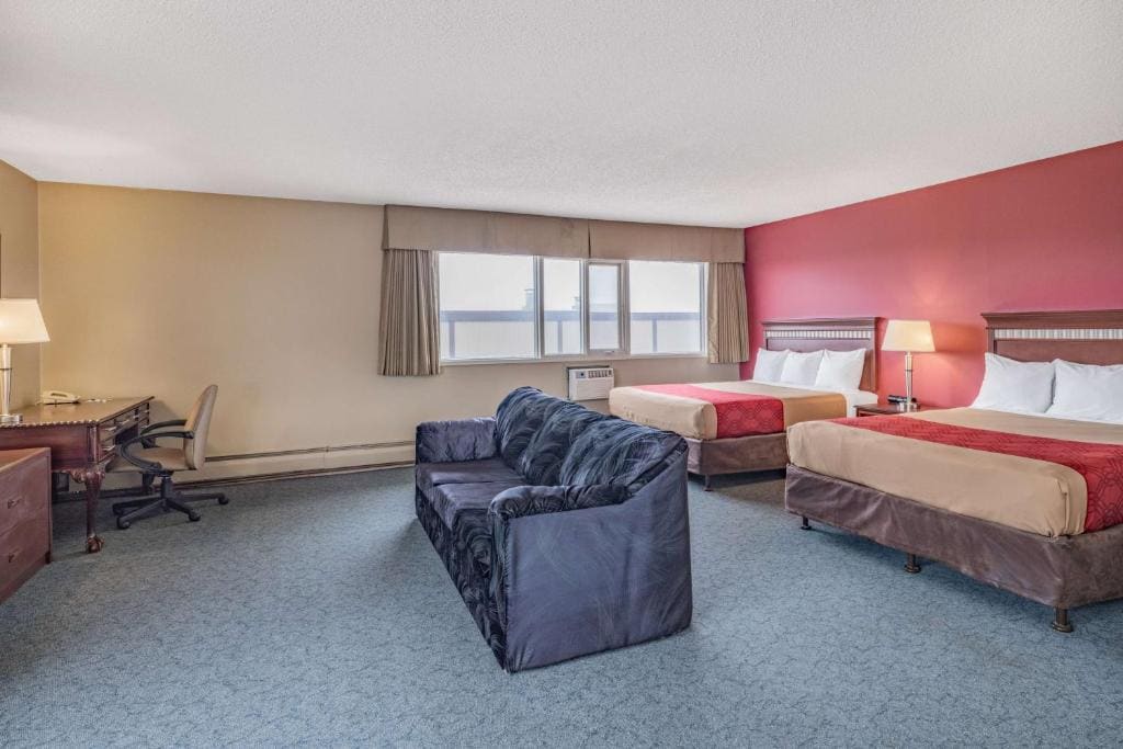 Travelodge by Wyndham Fort St John - View 2