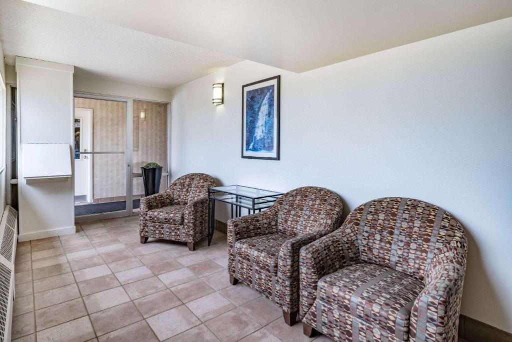 Travelodge by Wyndham Fort St John - View 4