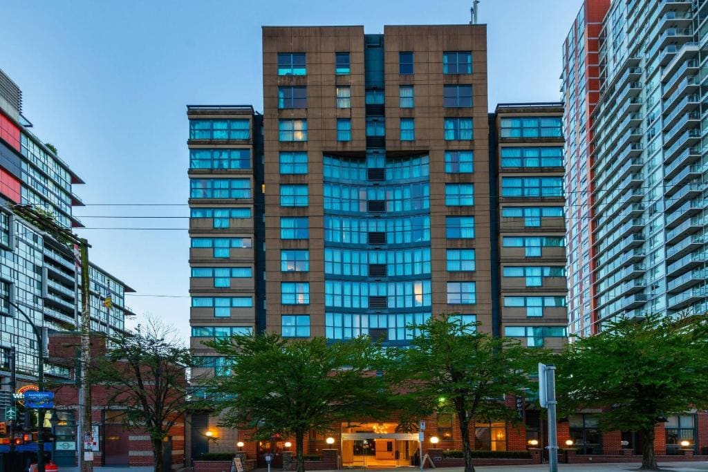 Grand Park Hotel & Suites Downtown Vancouver - Main view