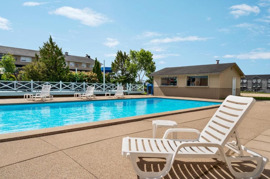 Days Inn by Wyndham Fredericton - View 3