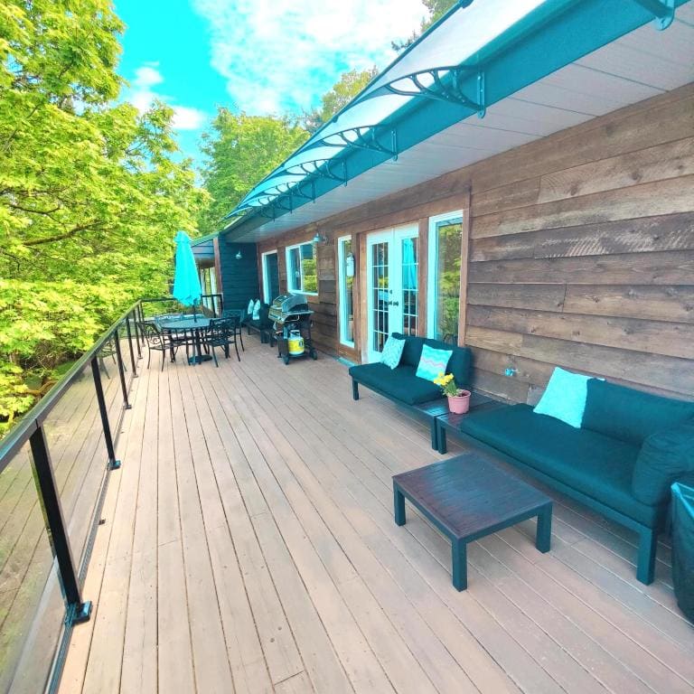 Hummingbird B&B - View 4