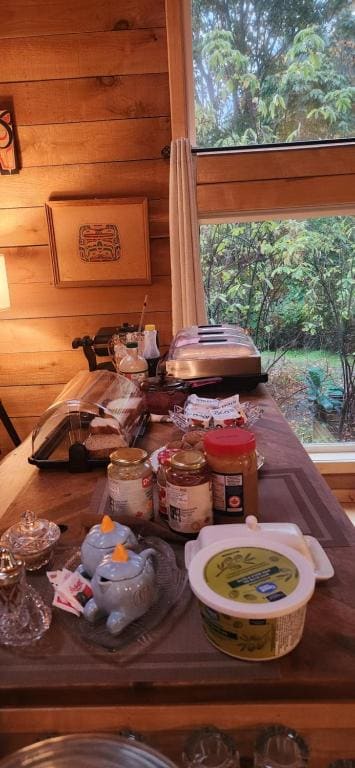 Hummingbird B&B - View 6