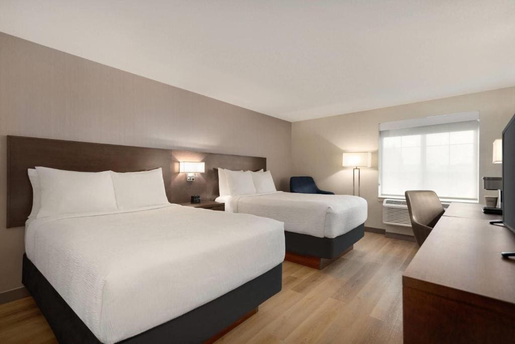 La Quinta Inn by Wyndham Vancouver Airport - View 2