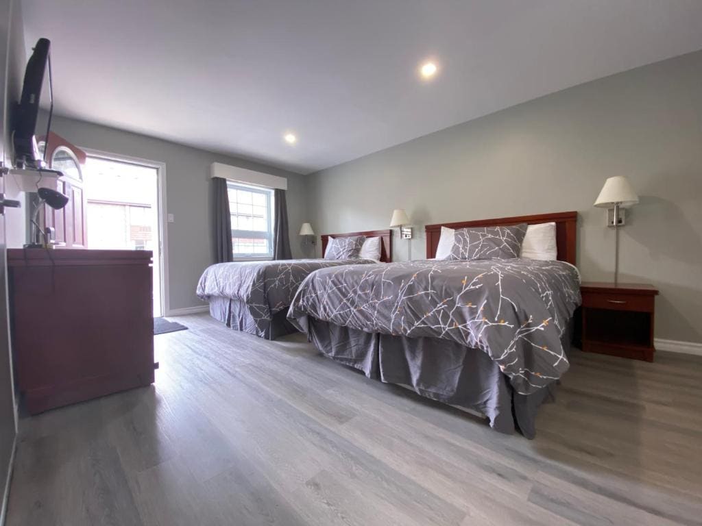 Lakeshore Suites - View 2