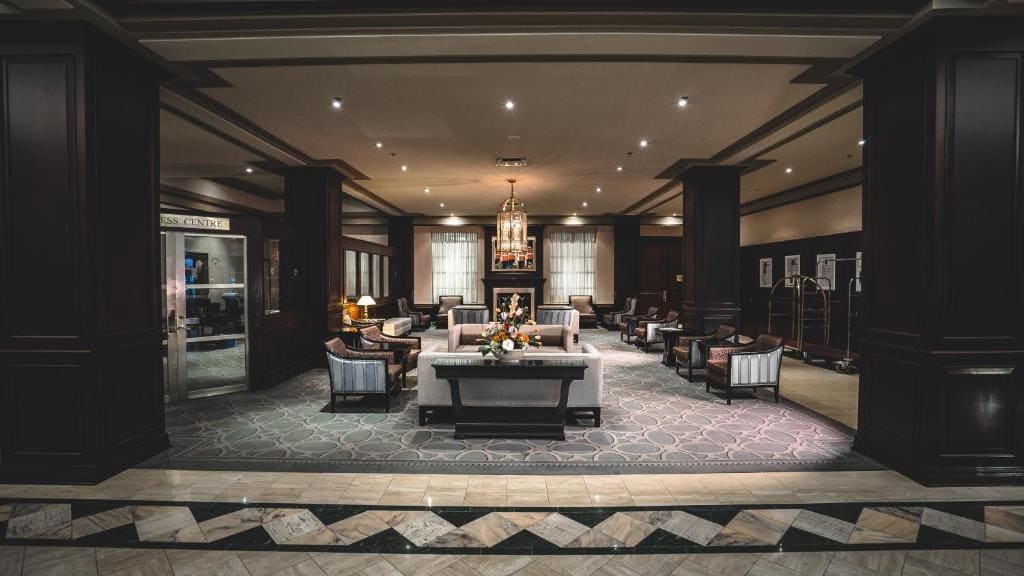 Lord Elgin Hotel - View 3