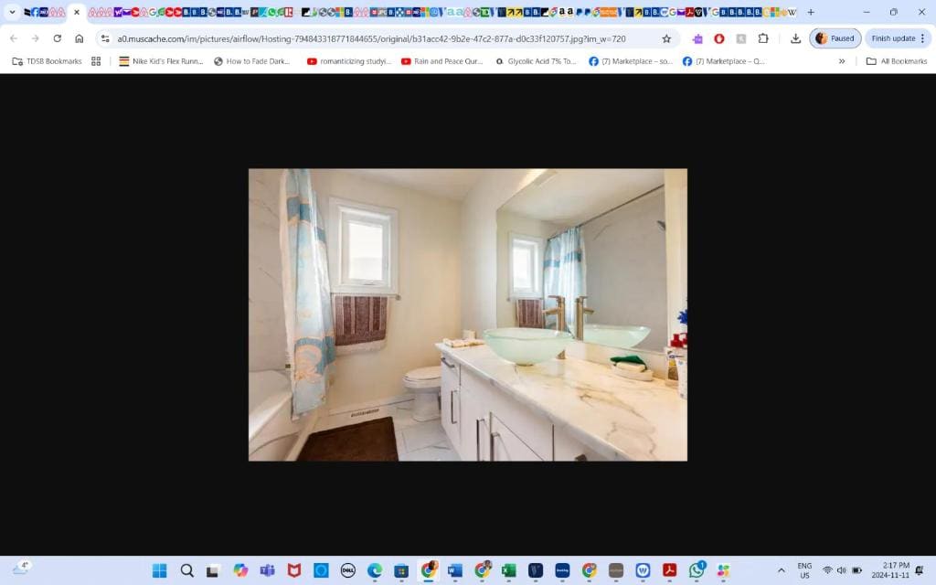 Main floor room 4, 22 minute from airport - 图片 2