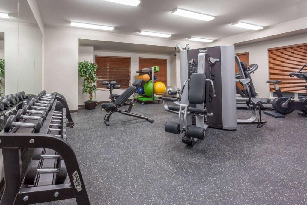Microtel Inn & Suites by Wyndham Oyster Bay Ladysmith - View 7