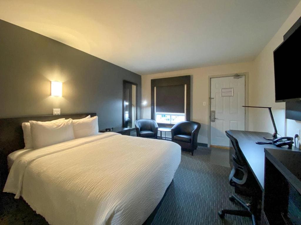 Rodeway Inn - View 6