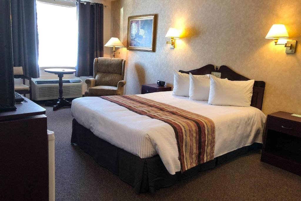 Rodeway Inn - View 2