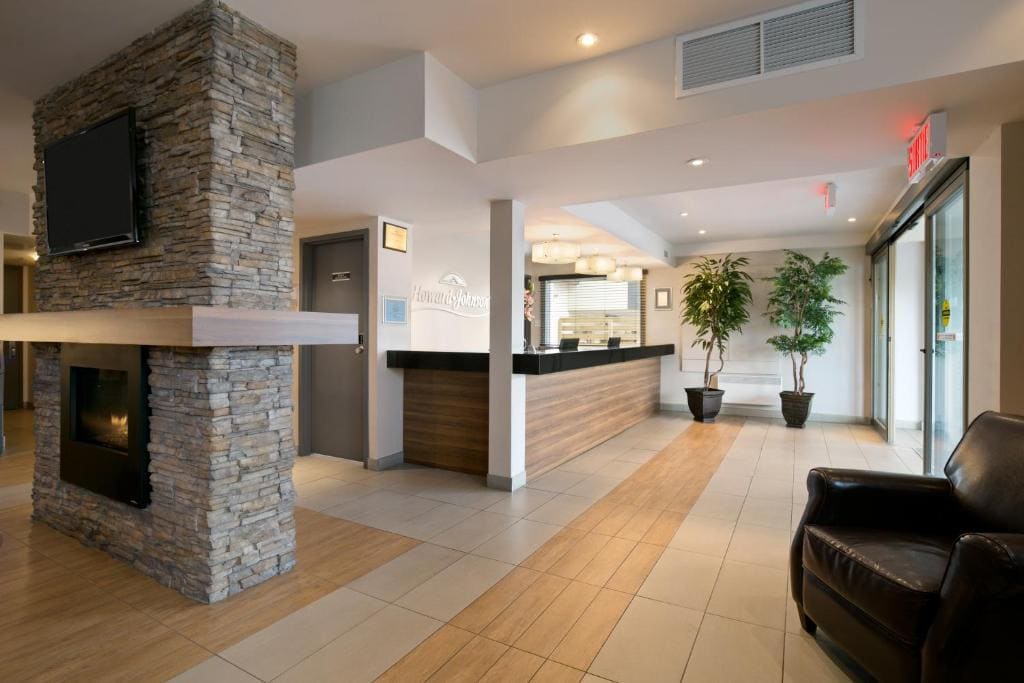 Days Inn by Wyndham Montreal East - View 4