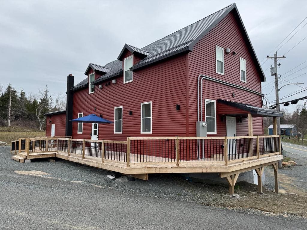 Periwinkle Tides Inn - Main view