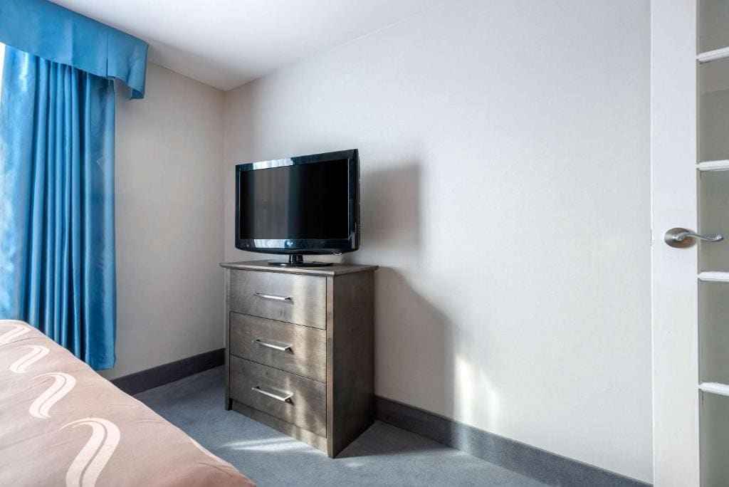Quality Suites - View 2