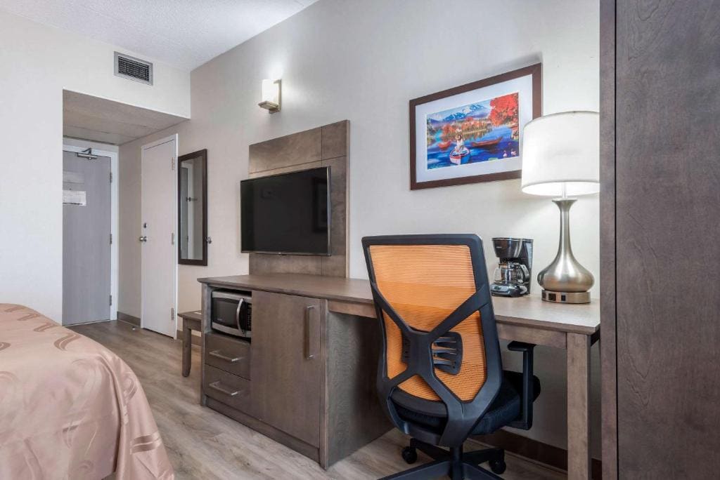 Quality Suites - View 7