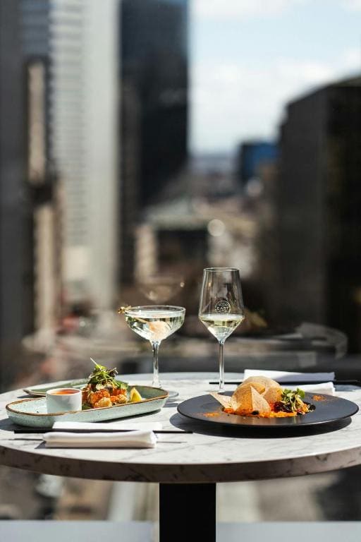 Renaissance Montreal Downtown Hotel - View 7