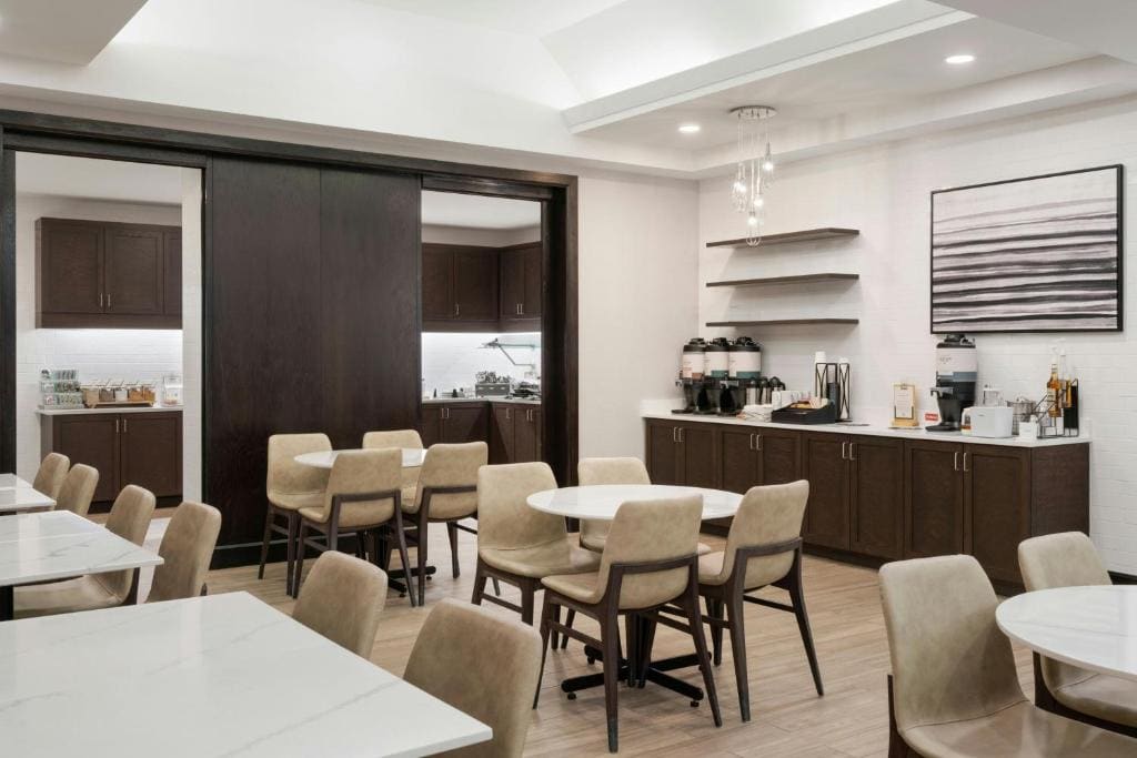 Residence Inn by Marriott Ottawa Airport - View 5