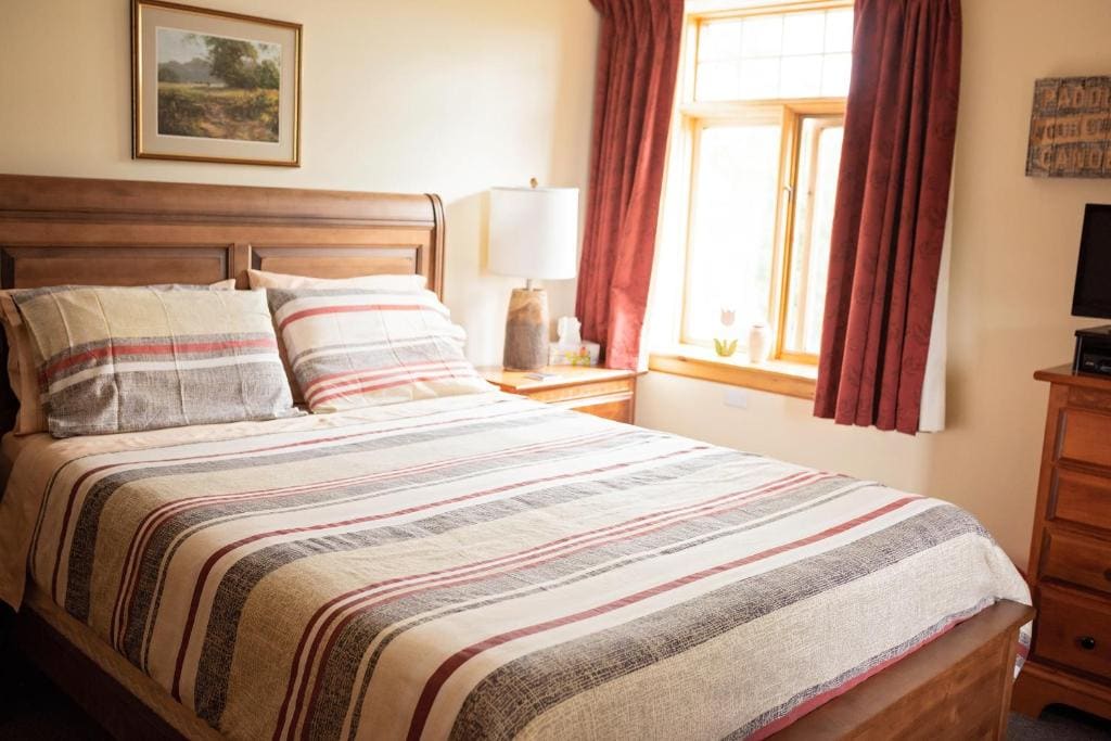 Rock Hill Bed & Breakfast - View 5