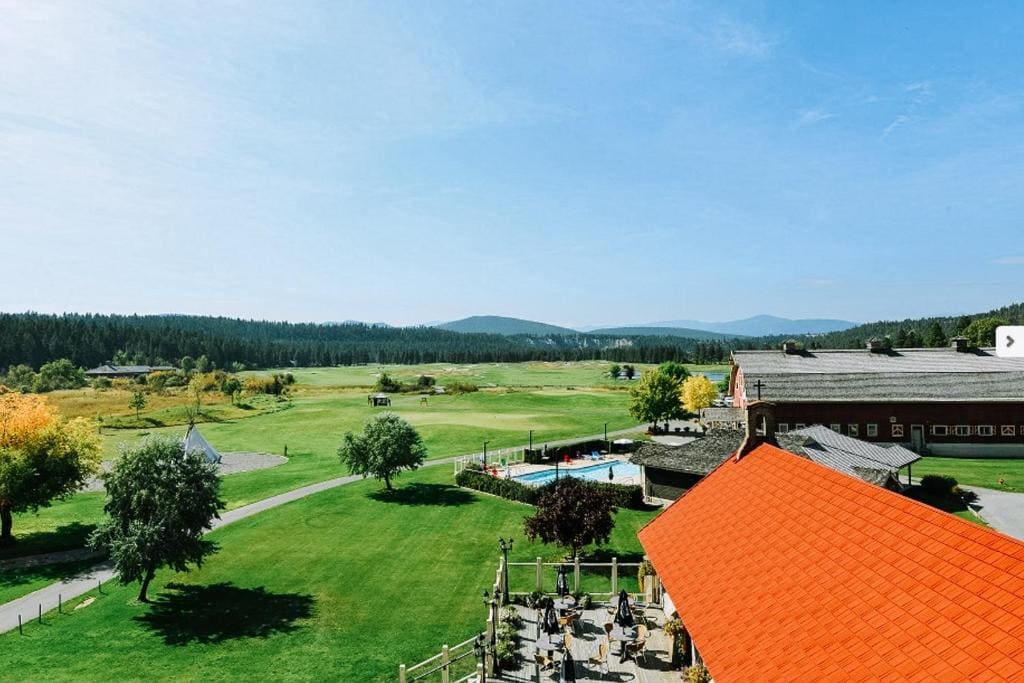 St. Eugene Golf Resort & Casino - View 3
