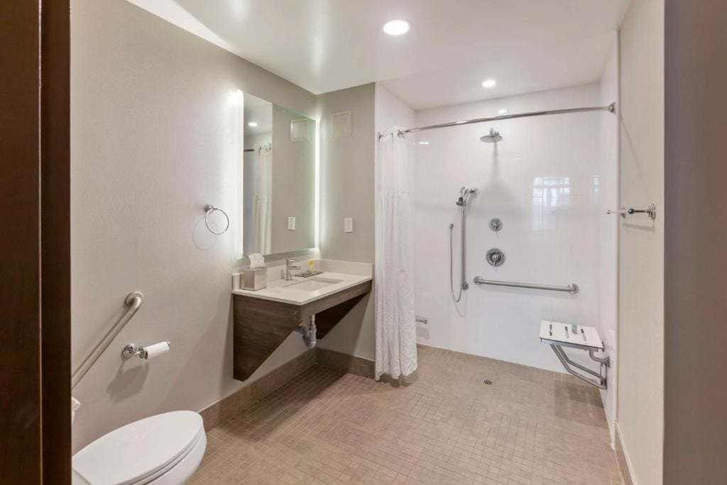 Executive Residency by Best Western Toronto-Mississauga - View 4