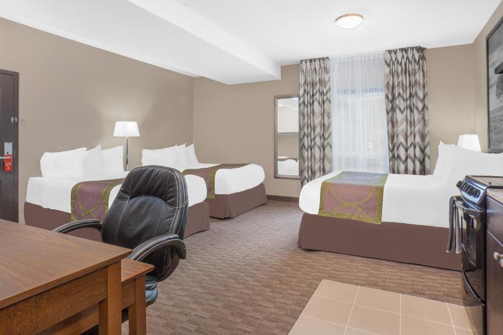 Super 8 by Wyndham Athabasca AB - View 7