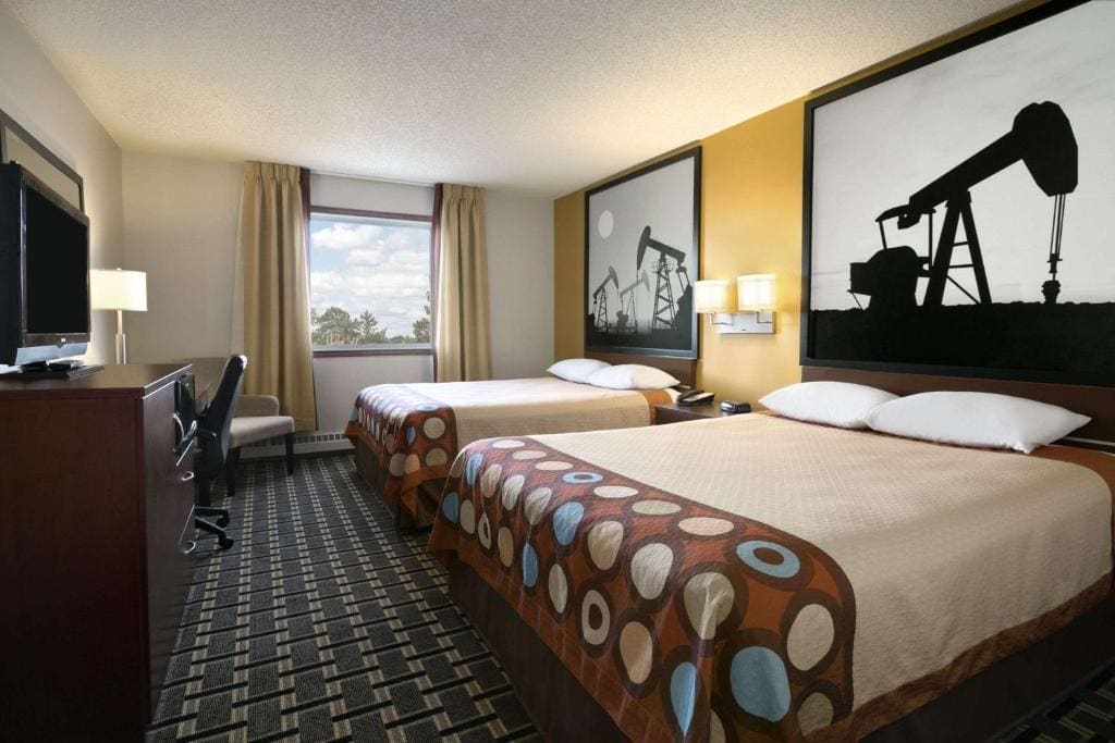 Super 8 by Wyndham Fox Creek - View 6