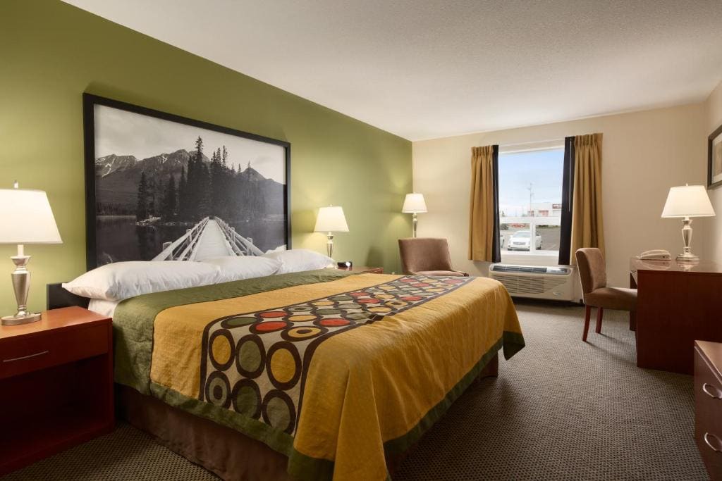 Super 8 by Wyndham Sherwood Park/Edmonton Area - View 6