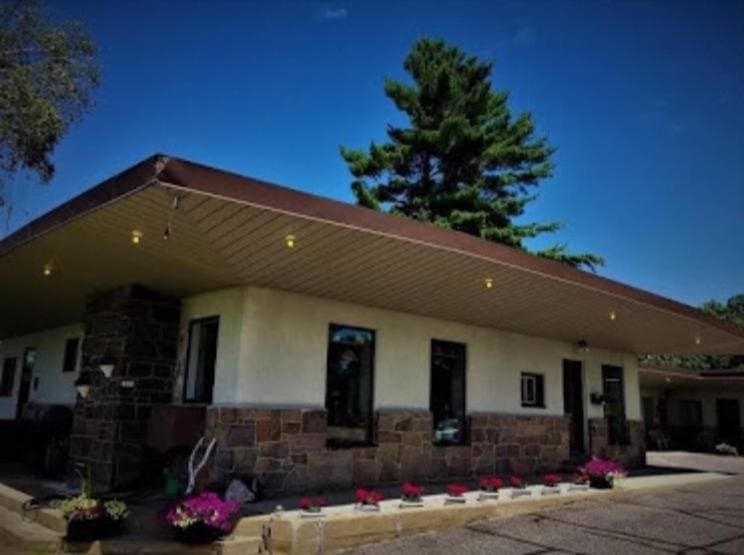 Town & Country Motel - Main view