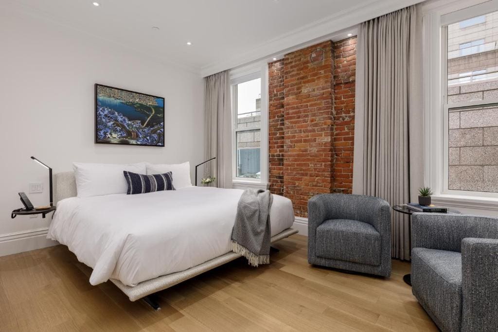 Victorian Hotel - View 7