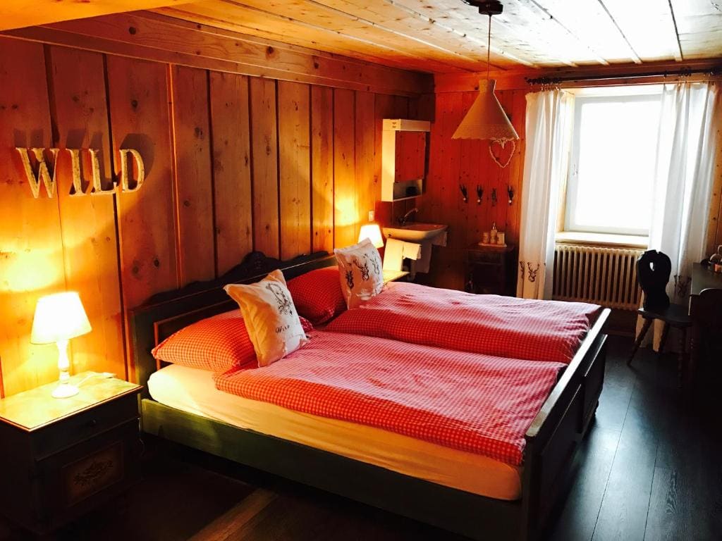 Auberge de l'Assesseur - Mont-Soleil - View 2