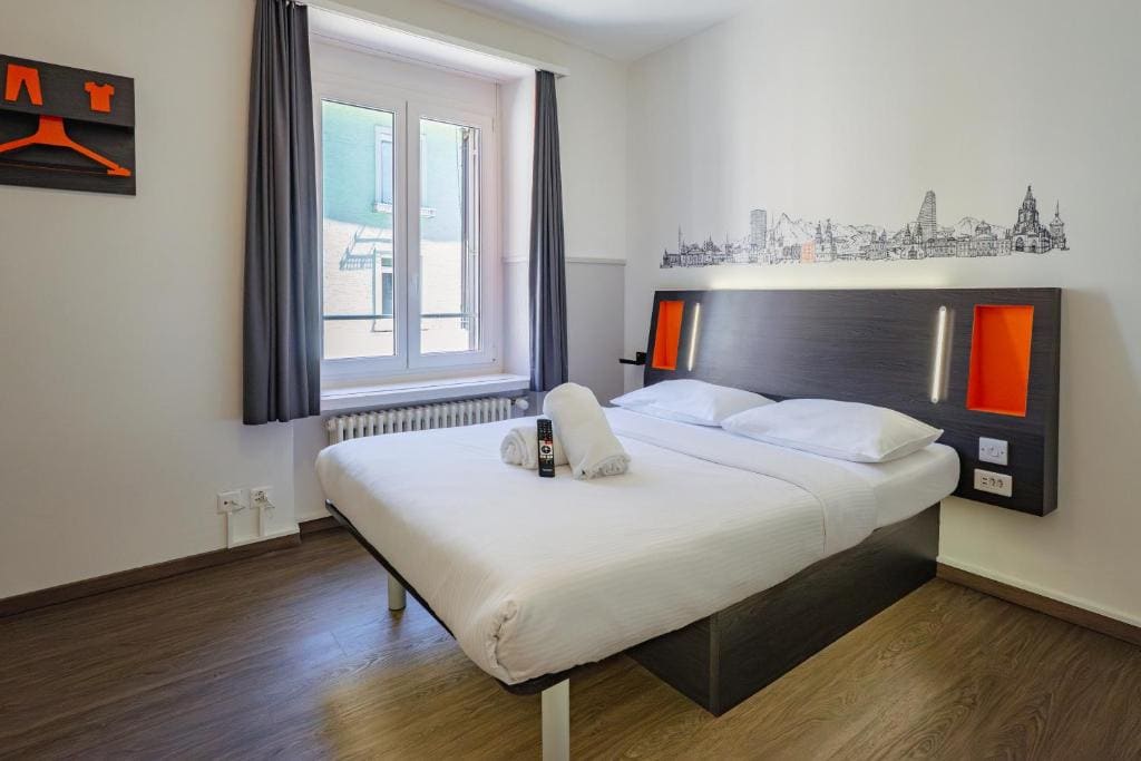 easyHotel Zürich City Limmatplatz - View 3