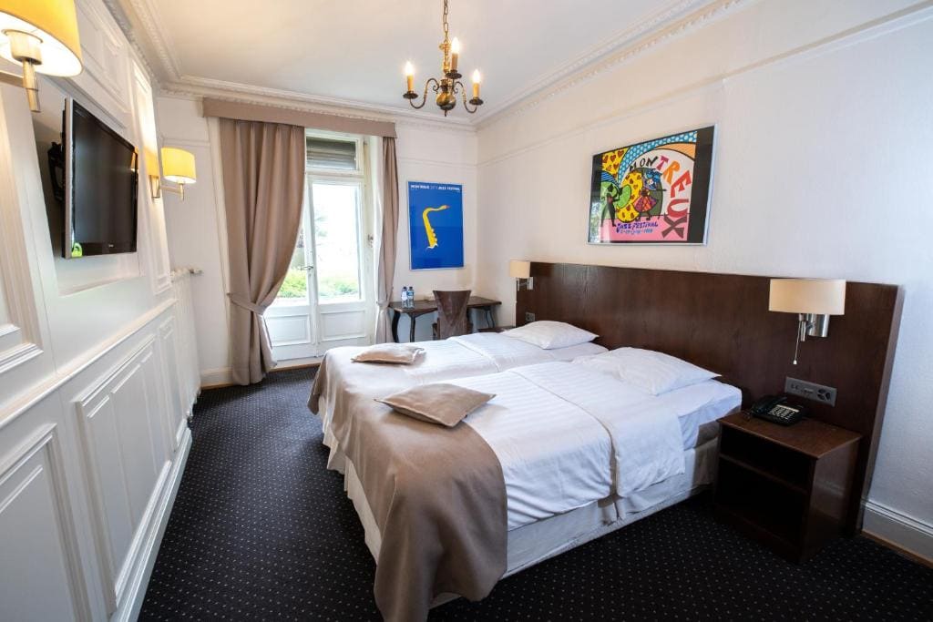 J5 Hotels Helvetie & La Brasserie - View 2