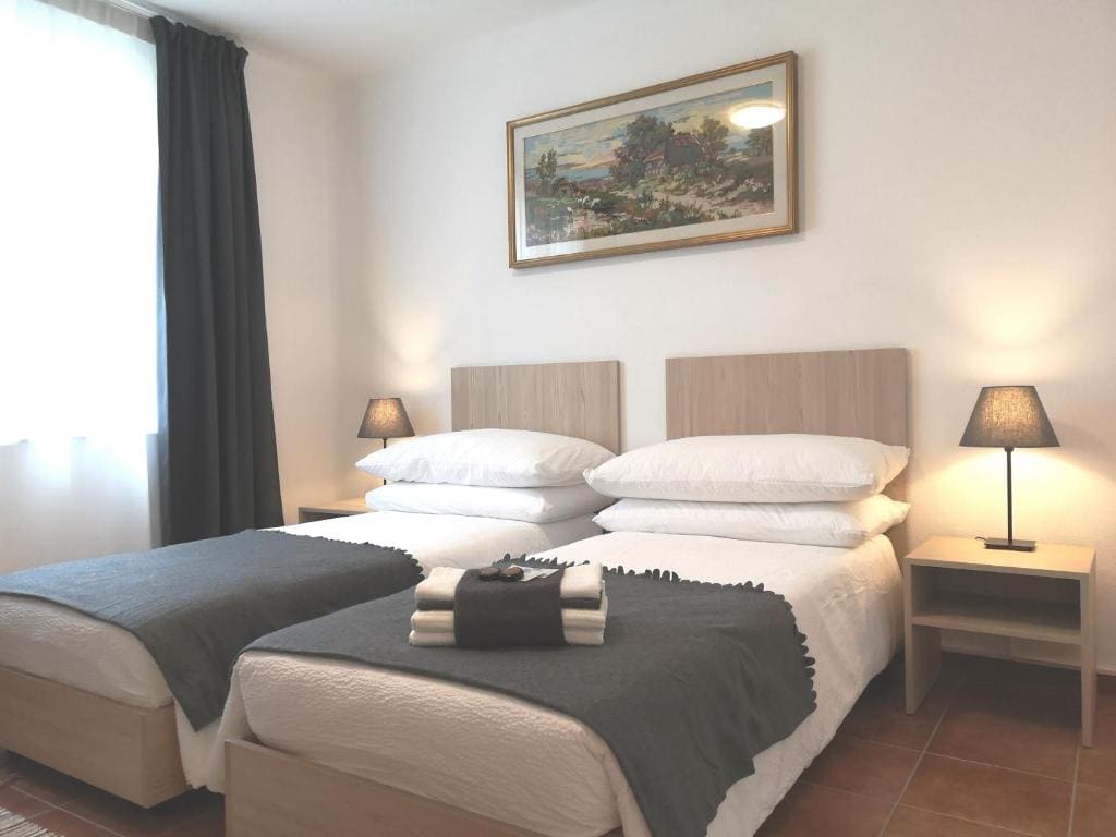 Hotel Elvezia - Self Check-in - View 6