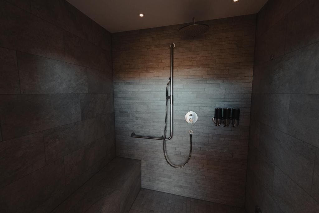 Spa & Stay - View 4
