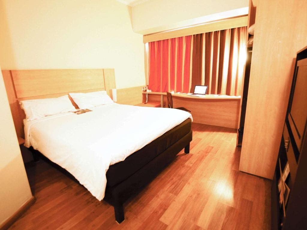 ibis Valparaiso - View 2