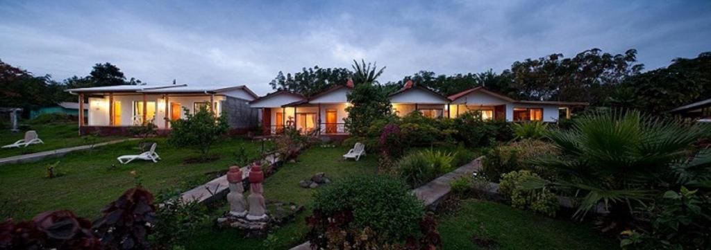 Cabañas MANA NUI INN - Main view