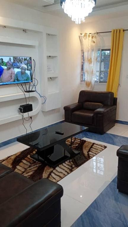 Studio 2 - Sky Blue Guest House - Buea - View 6