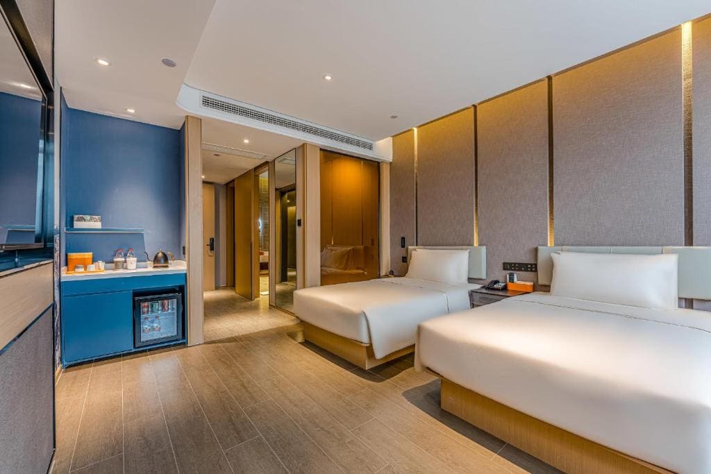 Atour Hotel Huzhou City Government - View 6