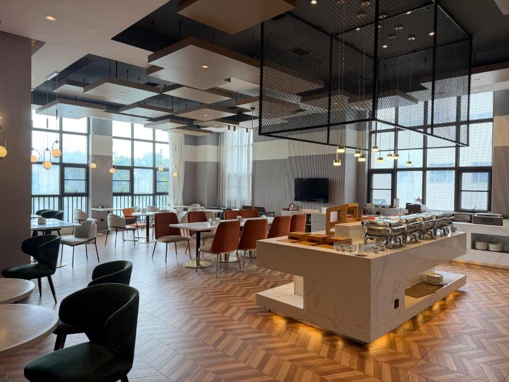 Atour Hotel Zhanjiang Renmin Avenue Dingsheng Plaza - View 3