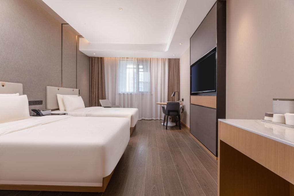 Atour Hotel Zhijiang Bridge - View 7