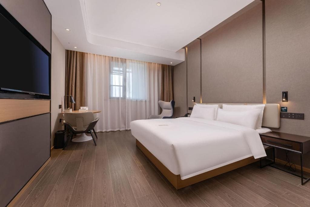 Atour Hotel Zhijiang Bridge - View 2