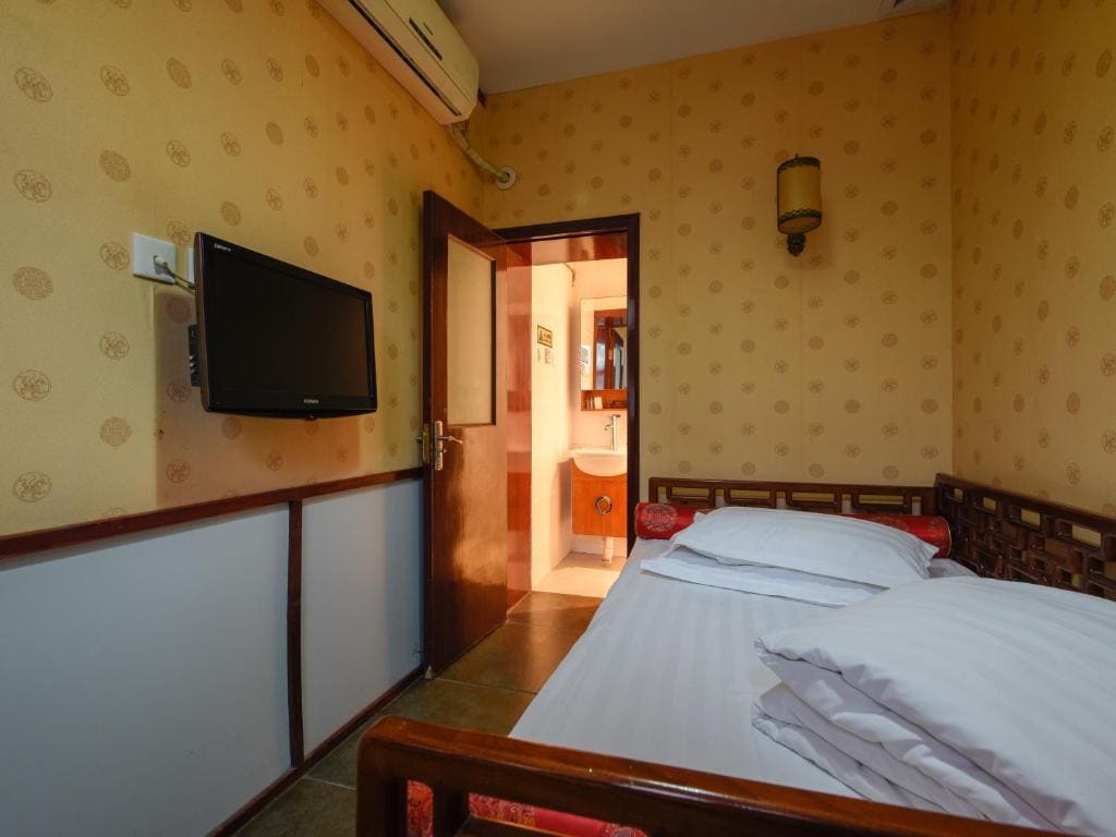 Qianmen Courtyard Hotel - View 6