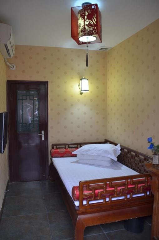 Qianmen Courtyard Hotel - View 3