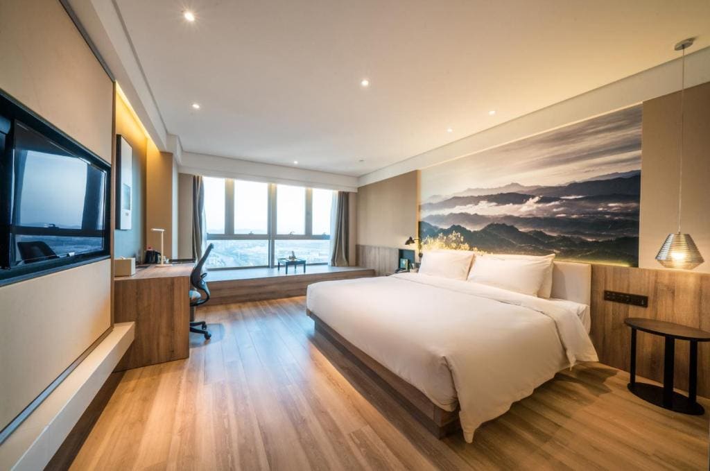 Atour Hotel Changsha Lugu Branch - View 2