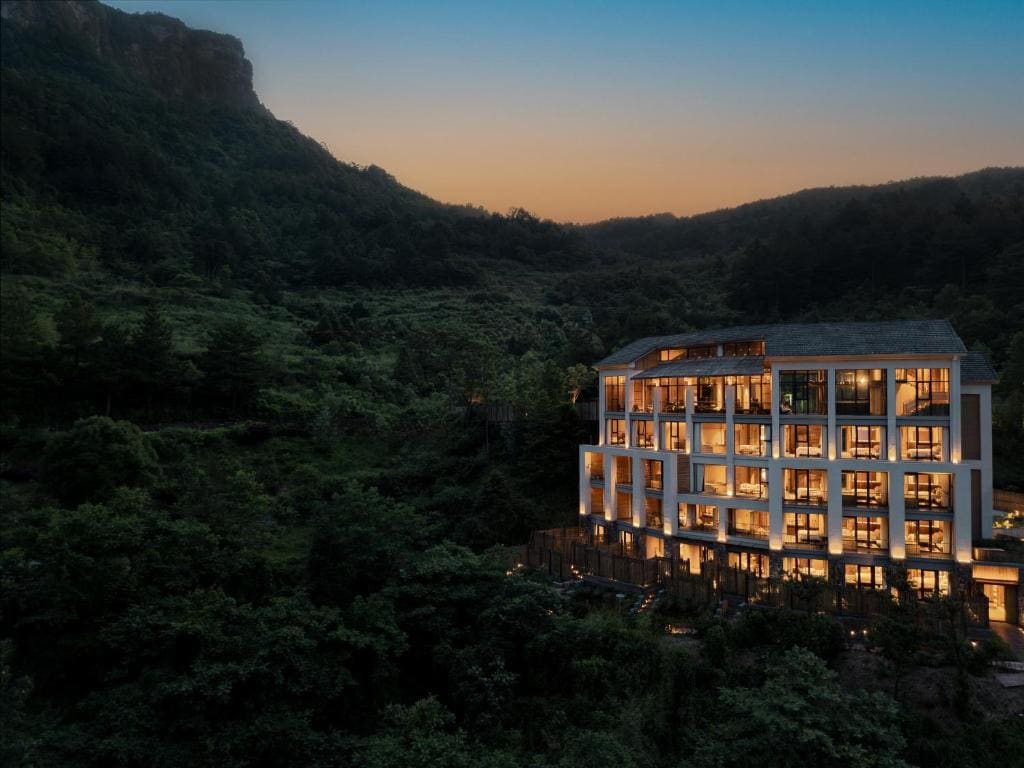 Chongqing Jinfo Cloudhaus Boutique Hotel - Main view