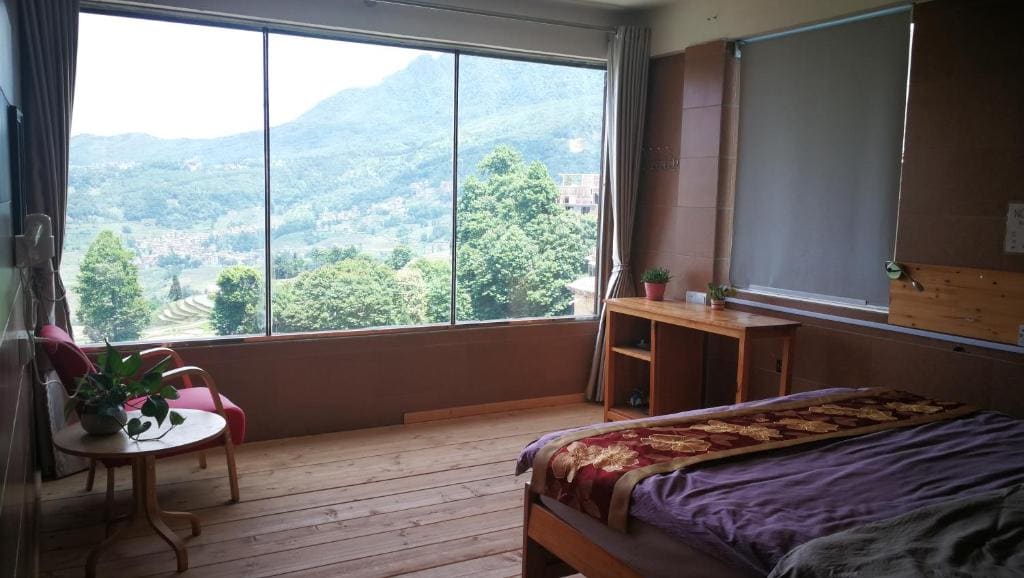 Green Hostel & Sunny Guesthouse - View 7