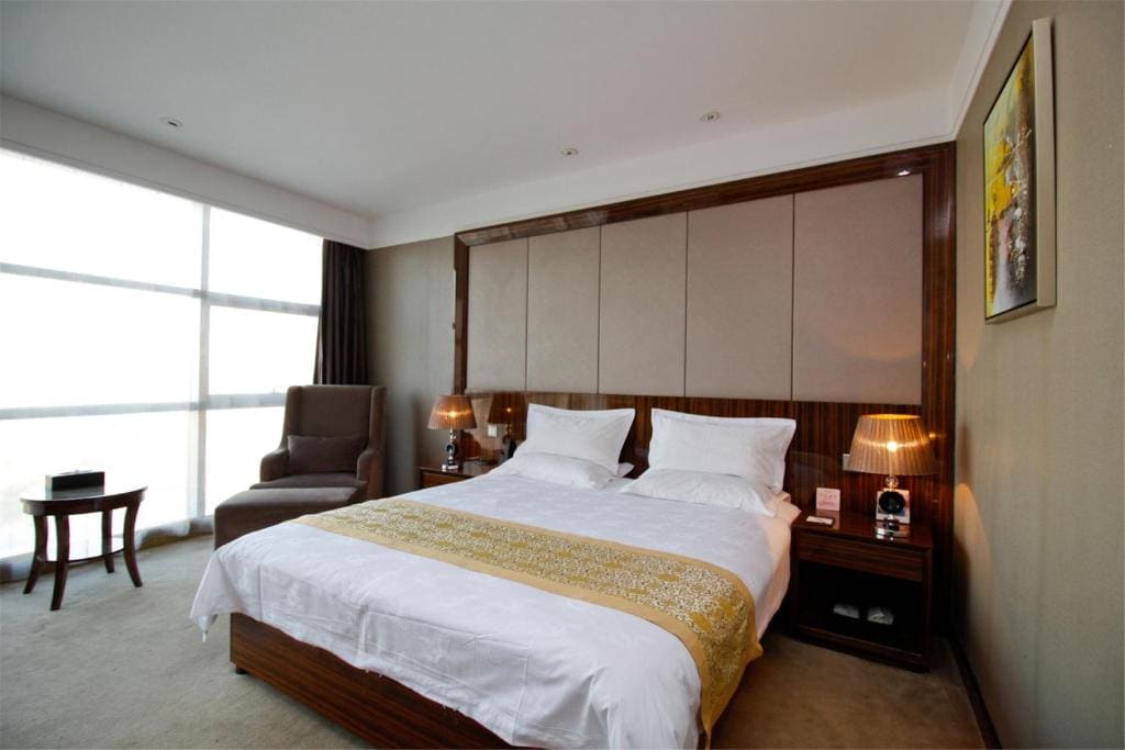 GreenTree Yancheng Binhai Oubaoliya City Square Hotel - View 6