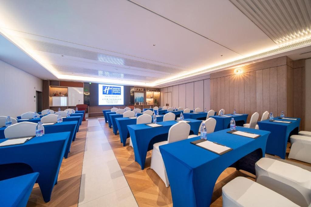 Holiday Inn Express Shanghai Pujiang Lianhang Road by IHG - View 5
