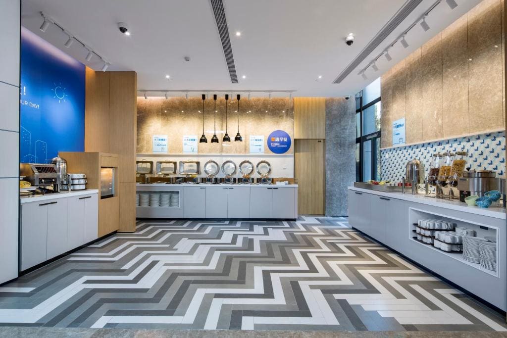 Holiday Inn Express Shanghai Kangqiao by IHG - View 4